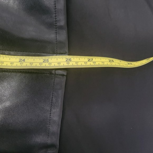 HAUTE MONDE BLAND DRESS, SIZE S, LEATHERETTE MATERIAL, VERY PRETTY - Picture 7 of 7